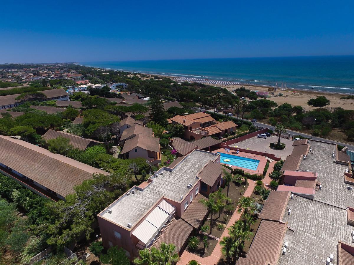 Residence Del Mare Casesicule 산타 마리아 델 포칼로 외부 사진