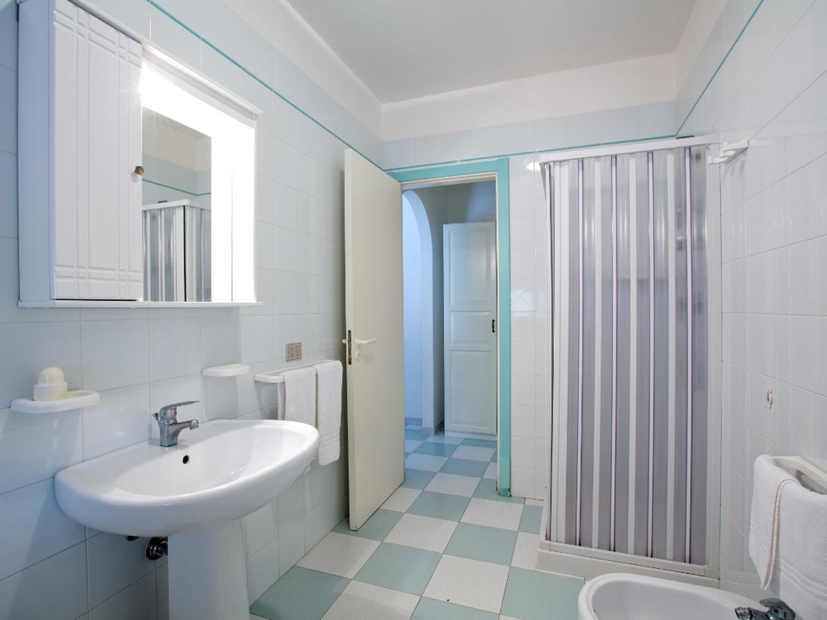Residence Del Mare Casesicule 산타 마리아 델 포칼로 외부 사진