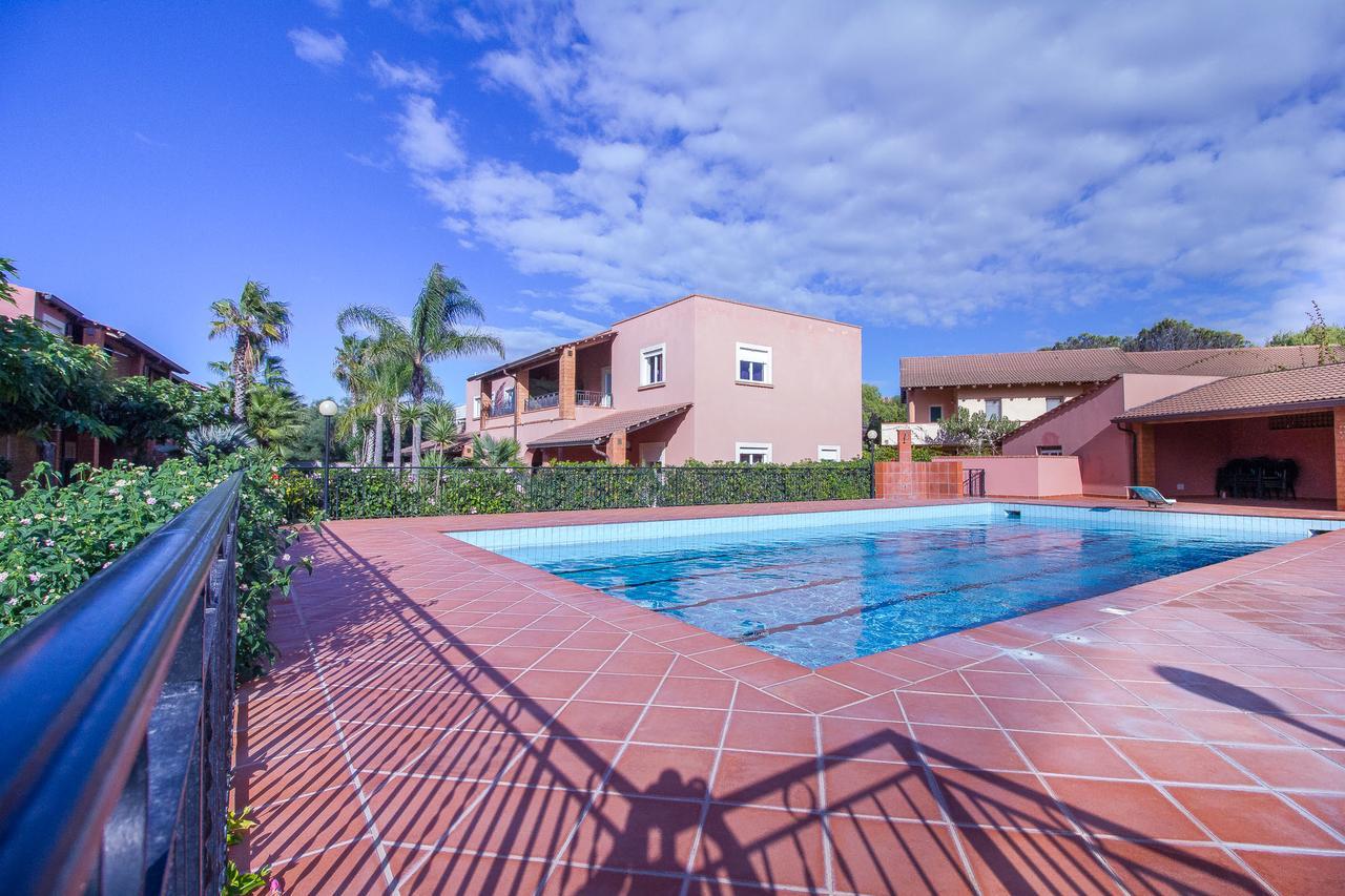 Residence Del Mare Casesicule 산타 마리아 델 포칼로 외부 사진