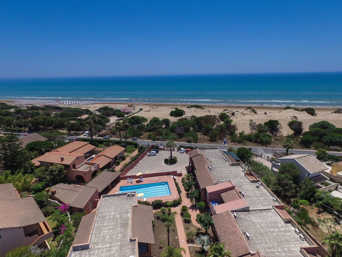 Residence Del Mare Casesicule 산타 마리아 델 포칼로 외부 사진