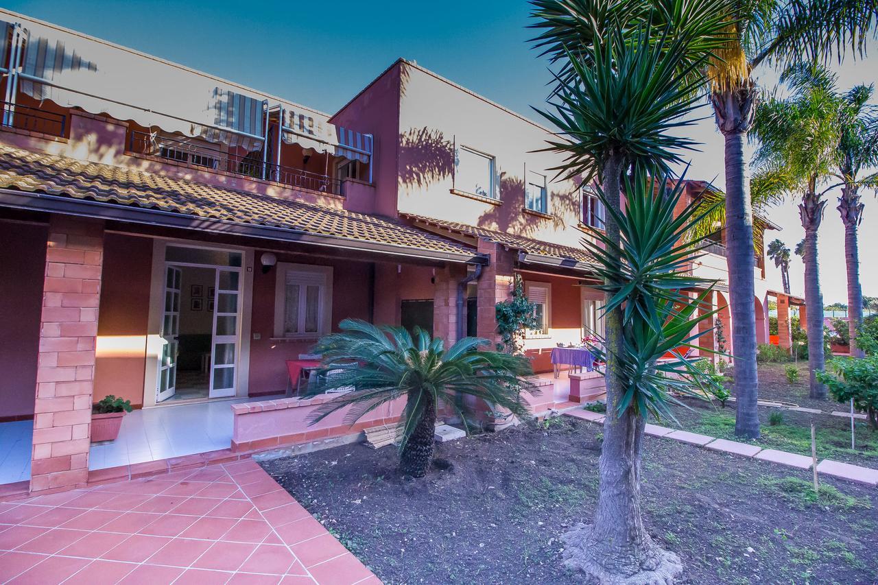 Residence Del Mare Casesicule 산타 마리아 델 포칼로 외부 사진