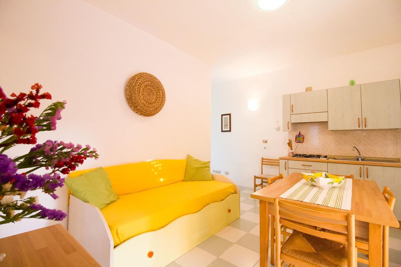Residence Del Mare Casesicule 산타 마리아 델 포칼로 외부 사진