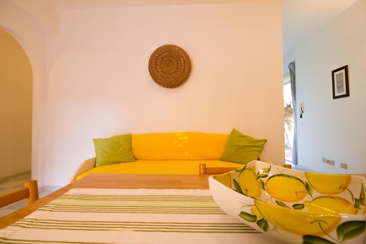 Residence Del Mare Casesicule 산타 마리아 델 포칼로 외부 사진